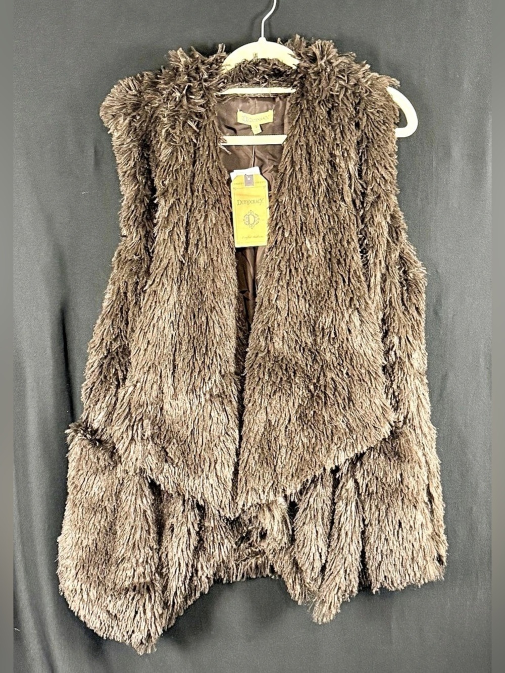 Democracy Faux Fur Shaggy Vest Brown NWT Pockets Open Front Cozy Festival Cozy